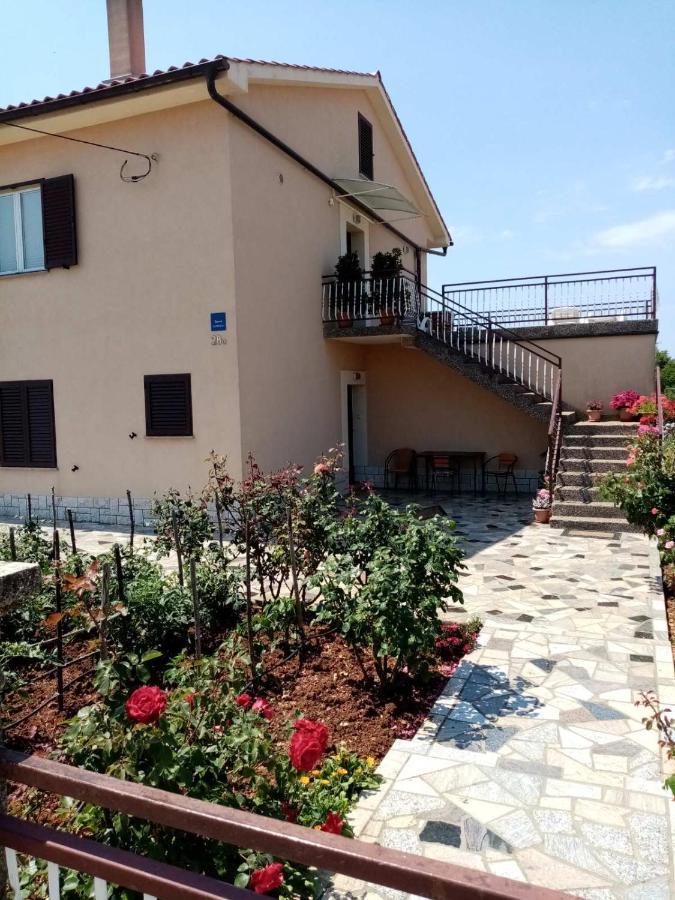 Apartments Rusin Linardici Экстерьер фото
